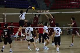 崔永熙场边看嗨了！奎因前场板假投真传 焦泊乔切入双手暴扣！