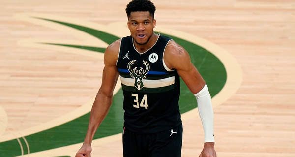 时代变了❗50万欧侯永永难寻下家 2017年张呈栋转会费1.5亿人民币.