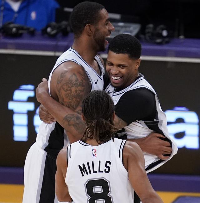 个赛季努力 个赛季努力