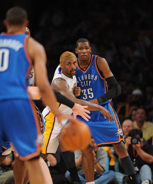 代借助大批 代借助大批