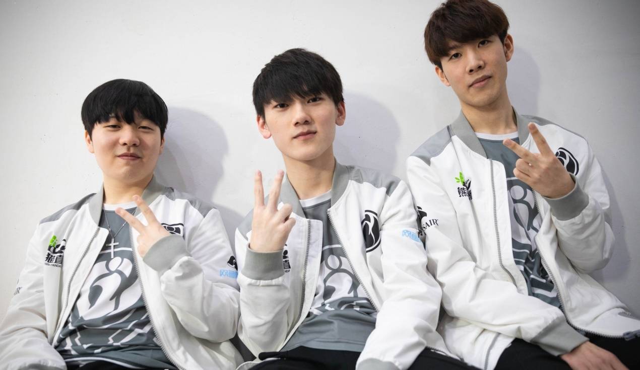 丰富的多面 丰富的多面