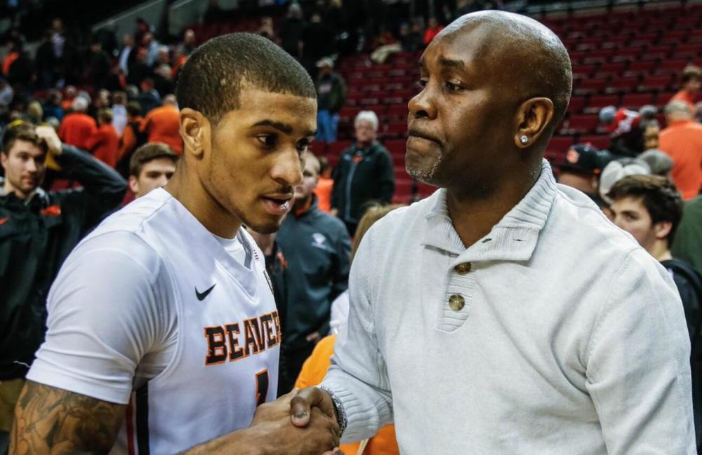 他将继续作 他将继续作